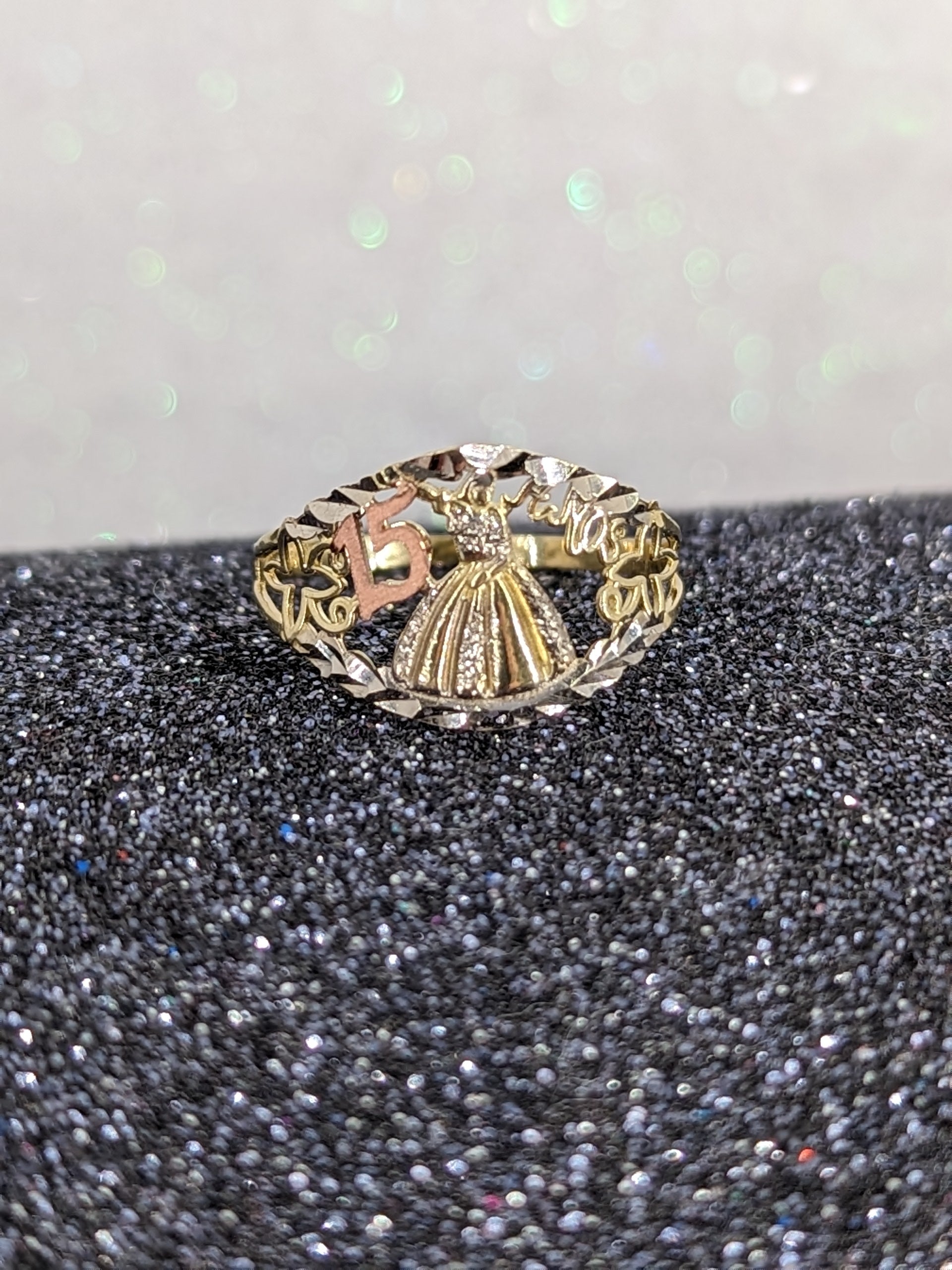 10k tri toned gold quinceanera size 7 ring