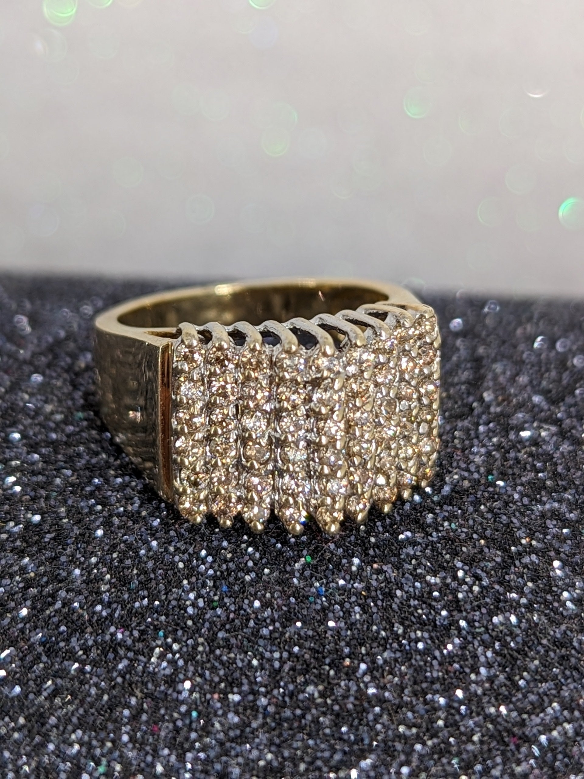 10k yg 6 rows of dia gold fashion ring size 7