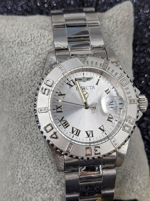 Invicta woman's watch pro diver silver
